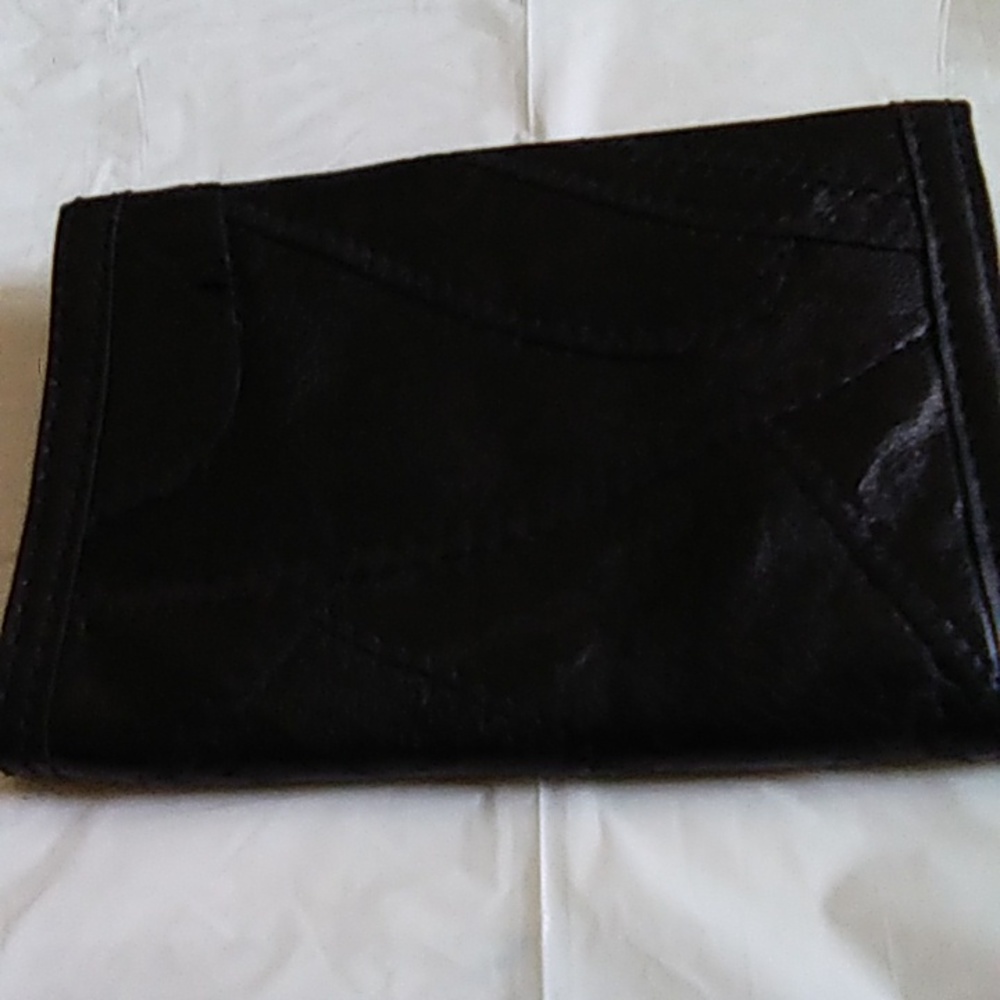 Ladies Wallet - Picture 2 of 10